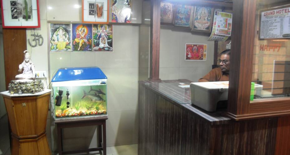 Grand Hotel, Bhopal 4